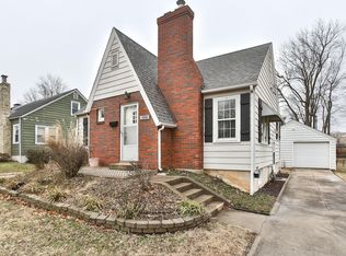 1314 E University St, Springfield, MO 65804