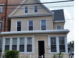 732 E 220th St, Bronx, NY 10467