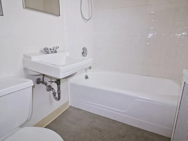5409 S. Blackstone — Photo 5