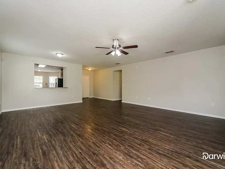 1580 Tamarind Rd — Photo 5