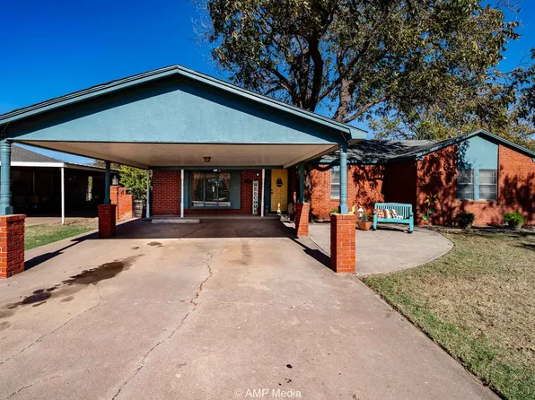 1309 Hudson Rd, Stamford, TX 79553