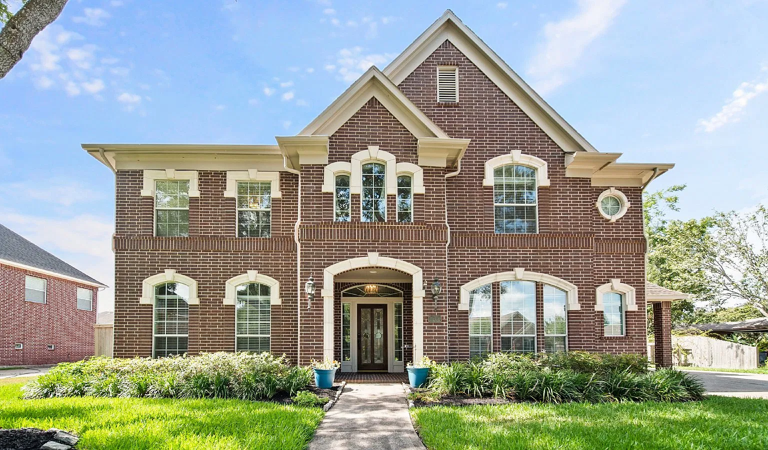 4 bed, 3.5 bath, 3674 sqft, $4,100 — Photo 3