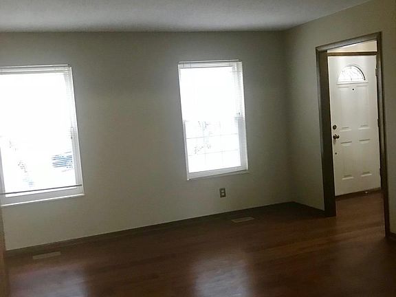 2nd image of 1724 Wickersham Dr