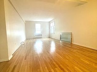 125 Beach 124 St #7K, Rockaway Park, NY 11694