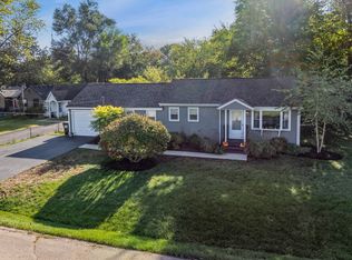 1412 N River Rd, McHenry, IL 60051