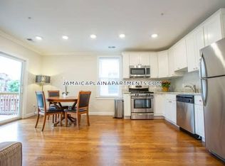 25 Chestnut Ave #TFU3, Boston, MA 02130