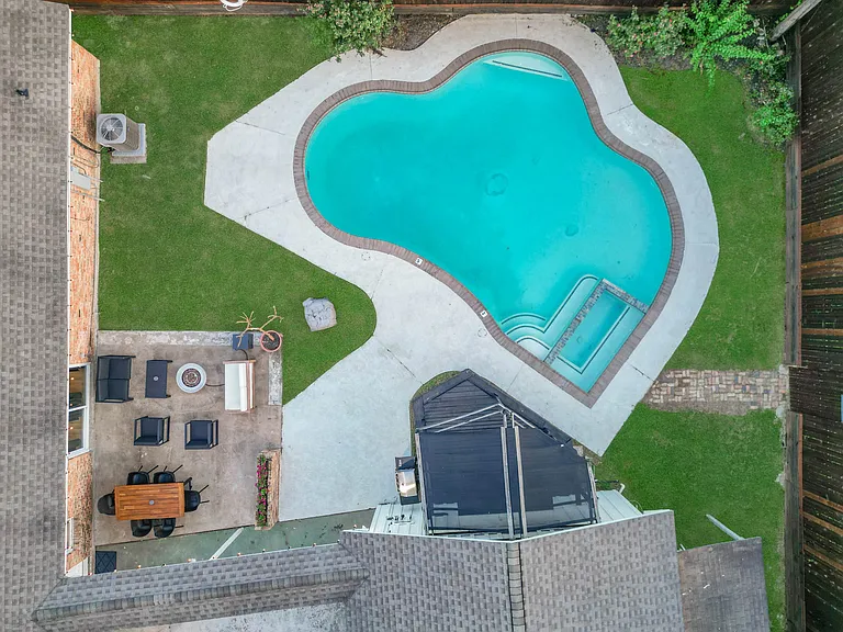 9306 Bassoon Dr — Photo 32