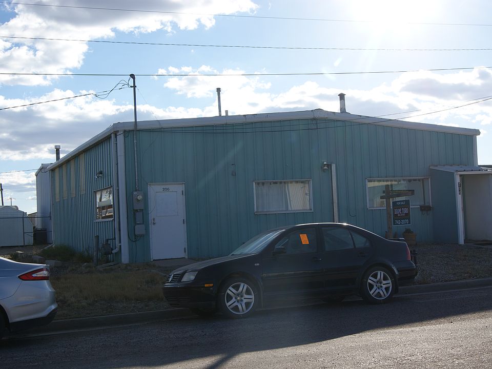 2nd image of 206 Hancock St