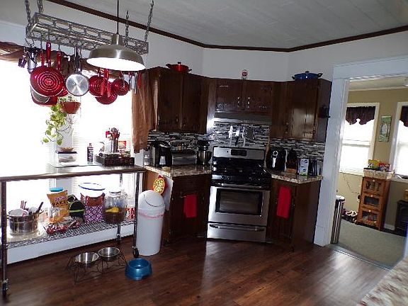 Stainless appliances