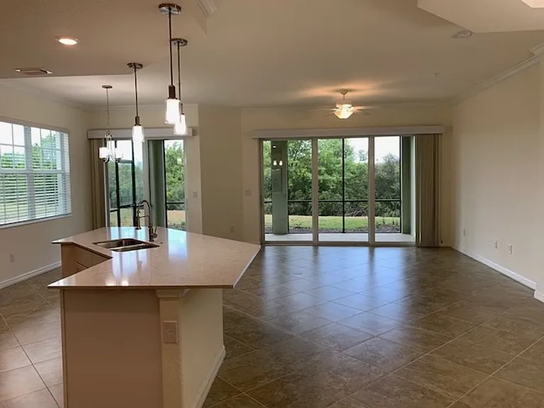 7342 Divot Loop — Photo 2