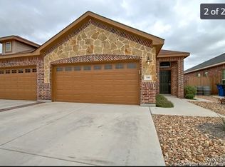 338 Creekside Curv, New Braunfels, TX 78130