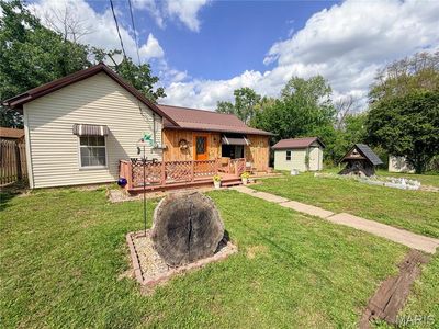 113 Hickory St, Panama, IL, 62077