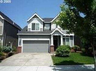 747 SW 17th Way, Troutdale, OR 97060