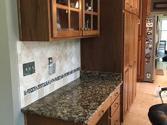 Granite computer desk