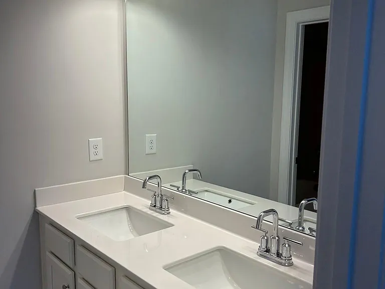 123 Vivian Ln — Photo 34