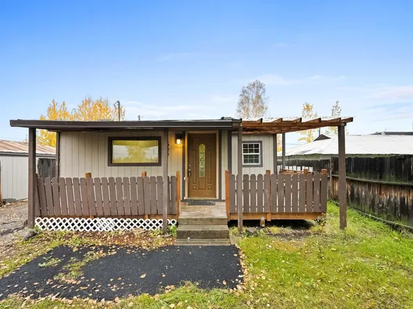 1556 Noble St, Fairbanks, AK 99701