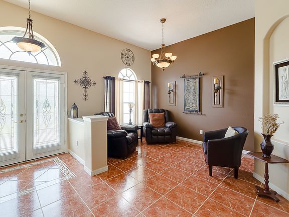 2nd image of 2676 Greenwillow Dr