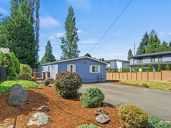 2nd image of 8411 NE 144th Street