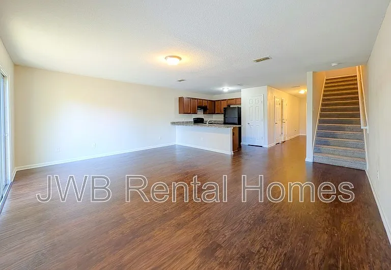 6501 Timmerman Ct — Photo 3