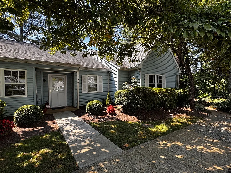 1176 Rose Arbor Ct