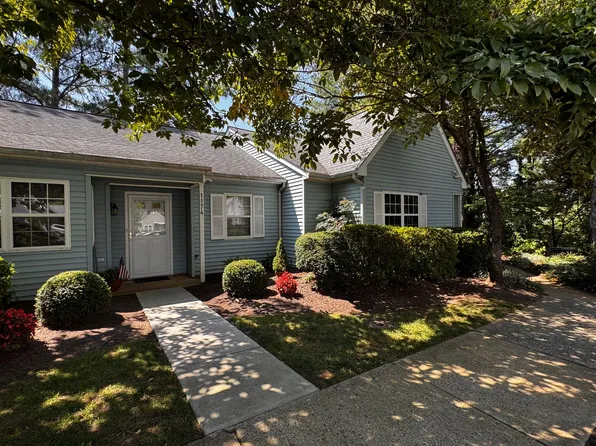 1176 Rose Arbor Ct, Charlottesville, VA 22901