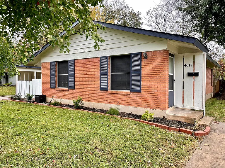 4617 Raintree Blvd — Photo 2