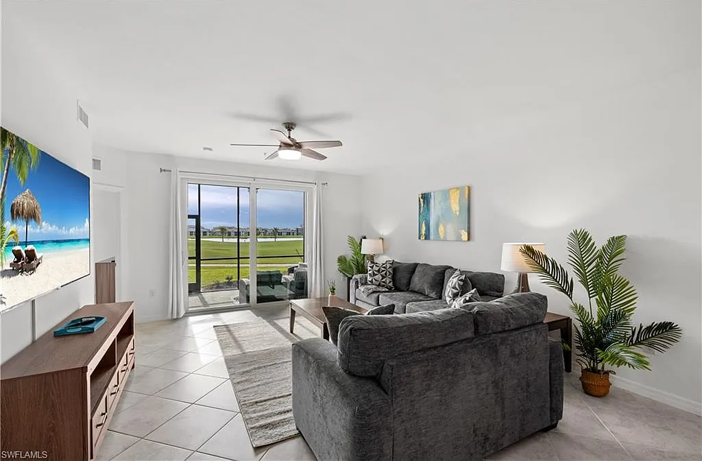 2 bed, 2.0 bath, 1569 sqft, $6,750 — Photo 3