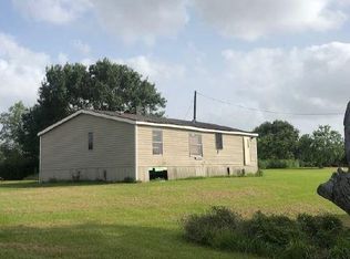 1146 County Road 444, El Campo, TX 77437