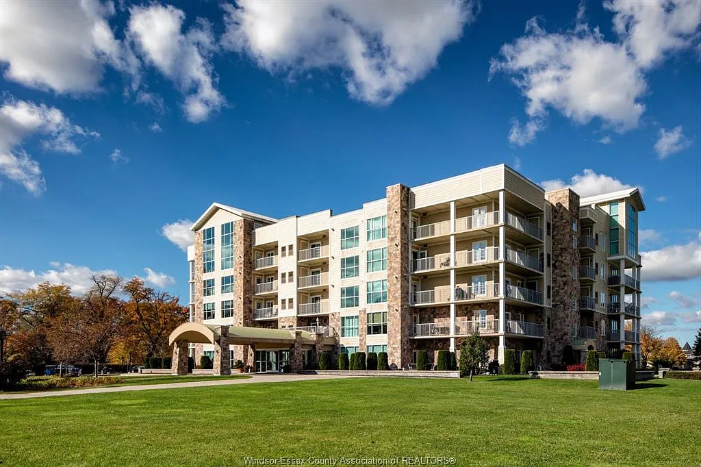 2 bed, 2.0 bath, 1250 sqft, $2,695 — Photo 1
