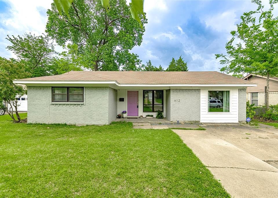 1st image of 612 La Salle Dr