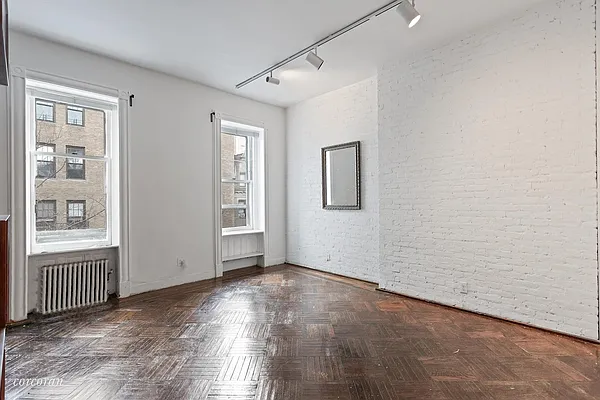 Sold by Corcoran | media 20