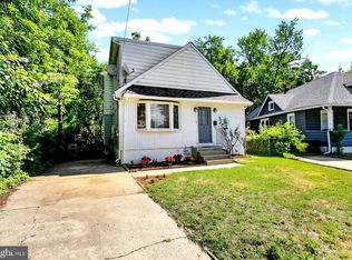 1 Page Ave, Barrington, NJ 08007