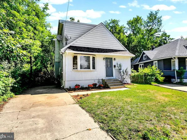 1 Page Ave, Barrington, NJ 08007