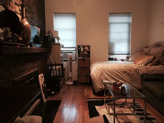 Rented by Chartwell Manhattan Realty | media 12