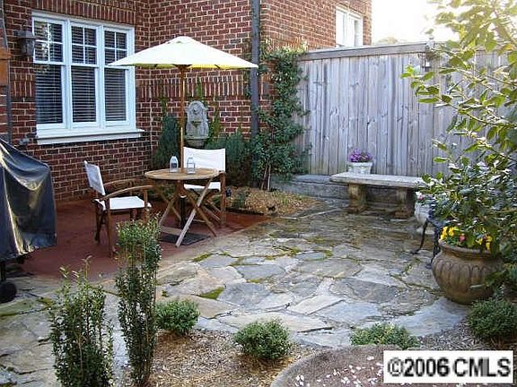 private landscaped back courtyard