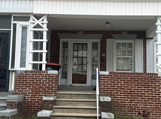 912 Elsinore Pl, Chester, PA 19013