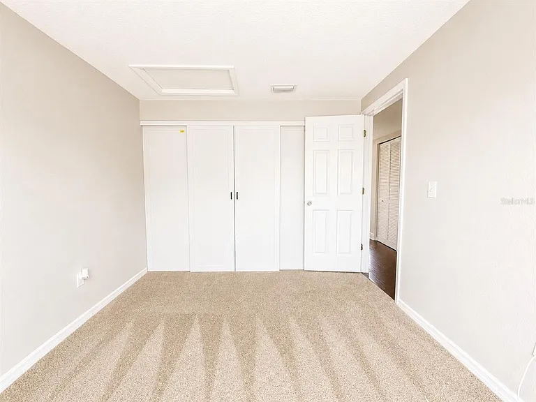 5104 Springwater Ct — Photo 21