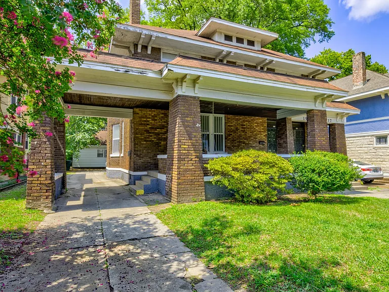 19 S Evergreen St — Photo 17