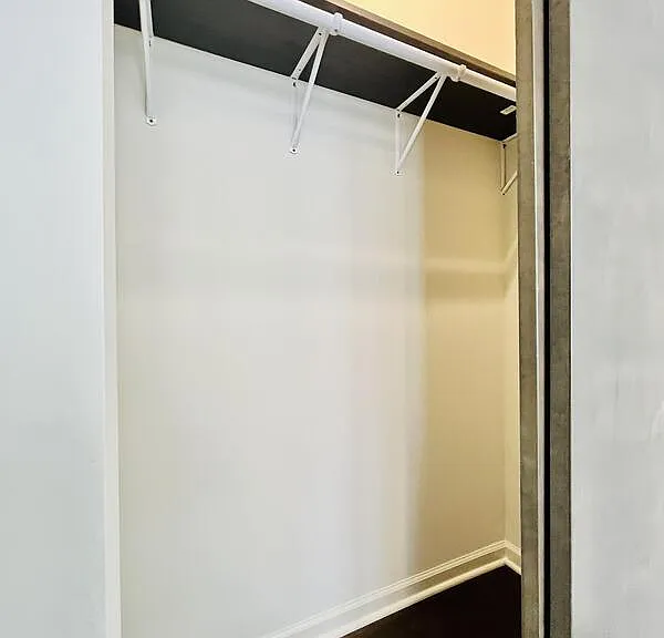 1371 S California Ave #2W — Photo 20