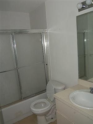 4th image of 1802 Columbia Park Ave APT 204