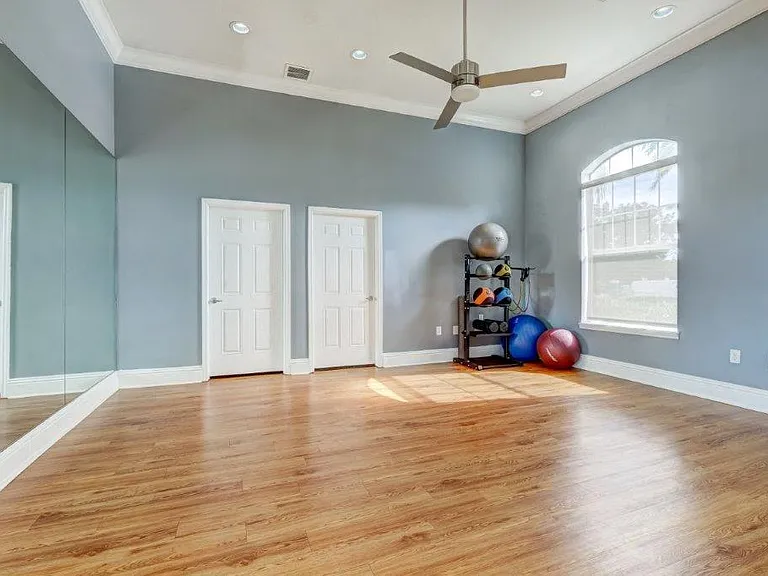 Royal St. George at the Villages Apartment Homes — Photo 18