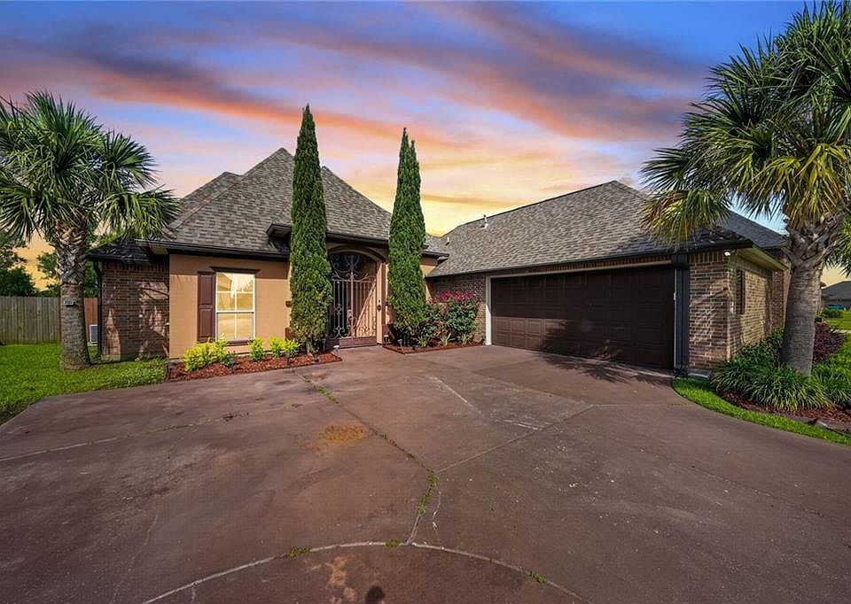 1st image of 41207 Colonial Dr