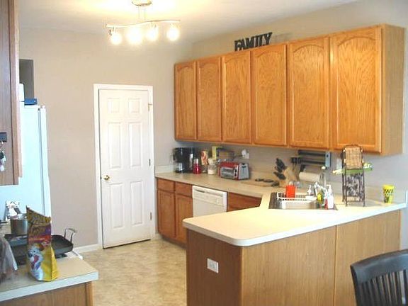 5th image of 1733 Parkside Dr