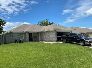 12567 Hackberry Dr, Willis, TX 77318