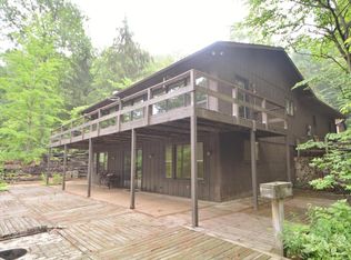 5516 Laura Dr, Shelbyville, MI 49344