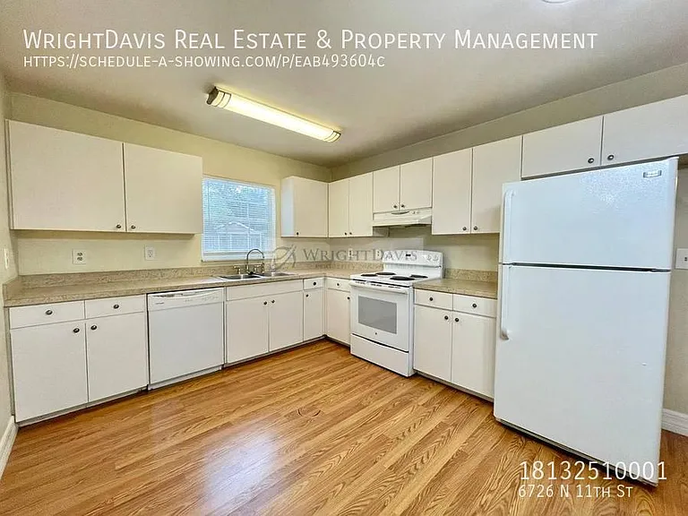 6726 N 11th St — Photo 7