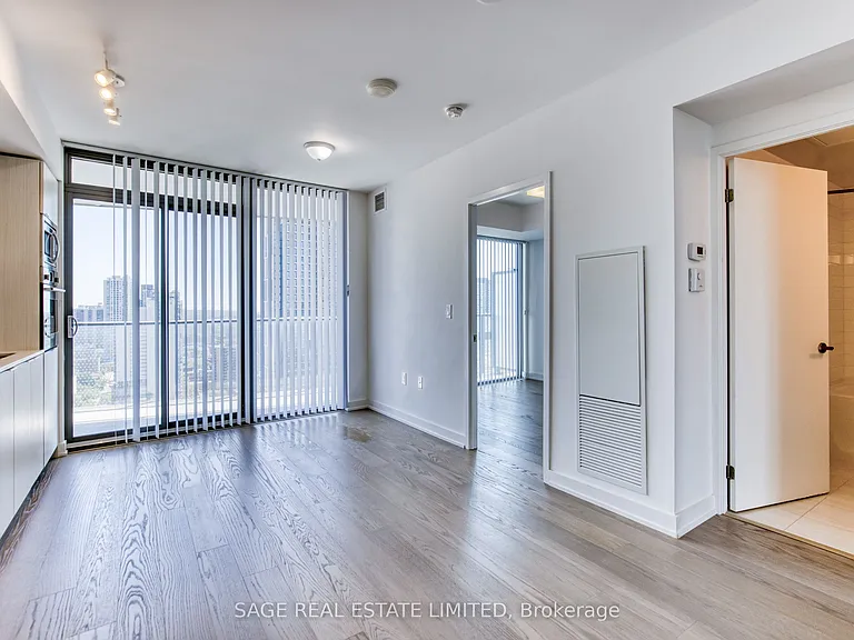 11 Wellesley St W #2613 — Photo 3