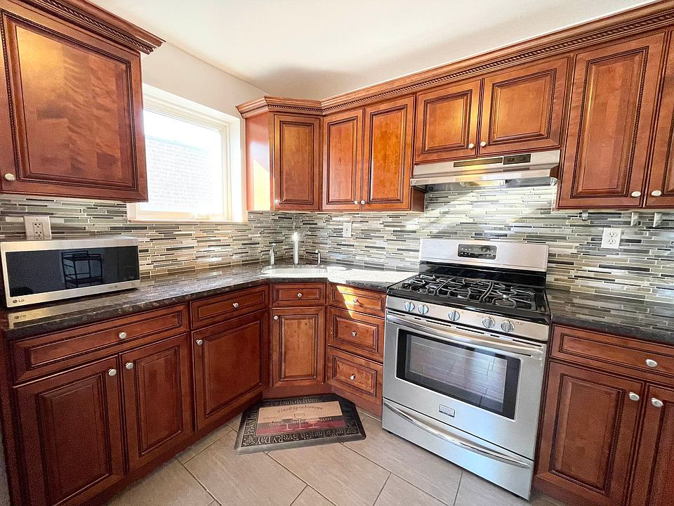 1st image of 65-12 77th St #4