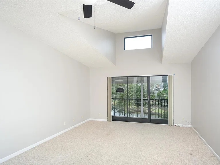 1015 Green Pine Blvd #B3 — Photo 5