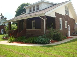 617 S 3rd St, Hoopeston, IL 60942